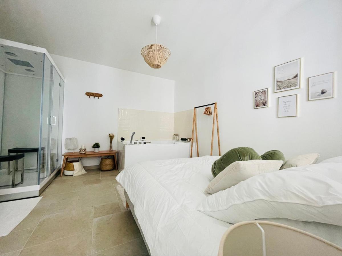 La Maison Pinot Noir Apartment